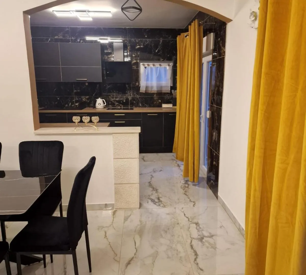 Apartment Apartmani Sandra - Trogir Croatia