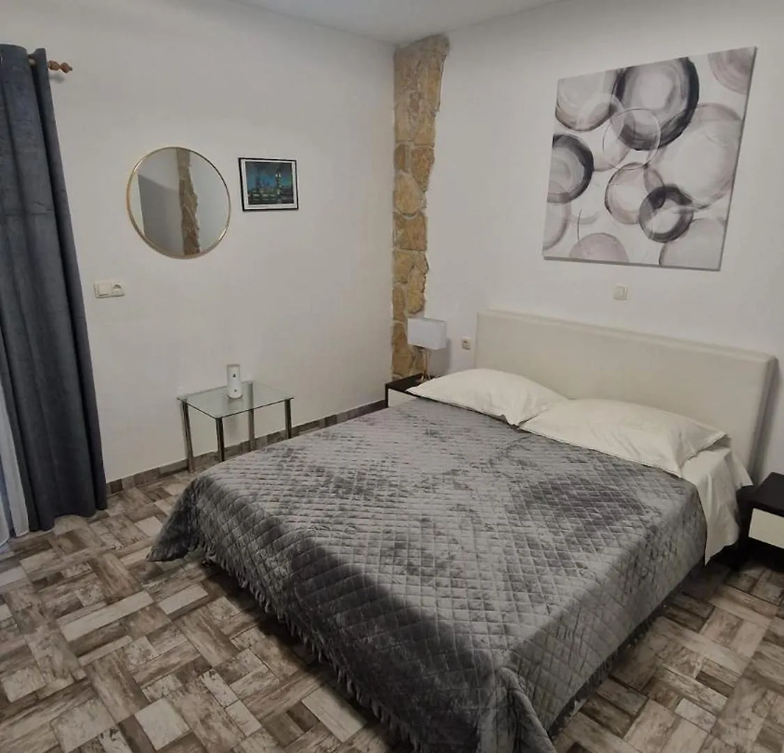 Apartment Apartmani Sandra - Trogir